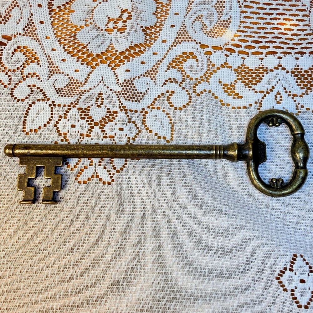 Vintage Large Brass-Tone Decorative Skeleton Key with Ornate Bow (Key Only)